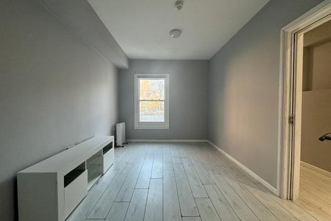 2 bedroom apartment to rent, Bond Street, Brighton, BN1 1RD