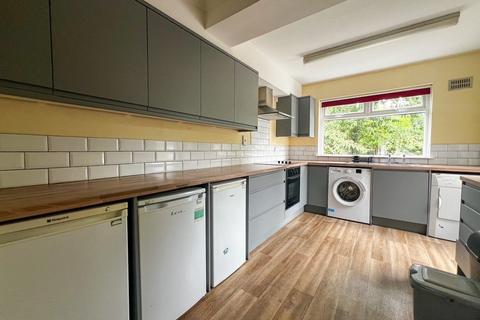 5 bedroom terraced house to rent, Fifth Avenue, Bristol BS7