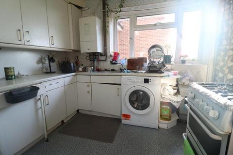 2 bedroom flat for sale, Edgware HA7