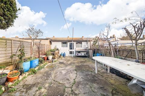 3 bedroom terraced house for sale, Limpsfield Avenue, Thornton Heath, CR7