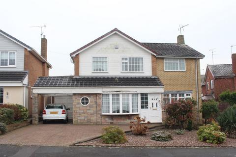 4 bedroom detached house for sale, Ross Drive, Kingswinford DY6