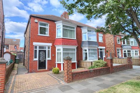 3 bedroom semi-detached house to rent, Laurel Road, Redcar