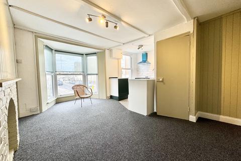 1 bedroom duplex to rent, Northdown Road, Margate