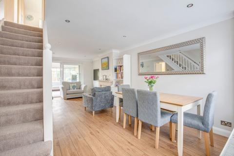 10 Bay Tree Close, High Wycombe, HP11 1JN
