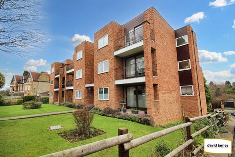 2 bedroom flat to rent, Luscombe Court,  Park Hill Road, Bromley