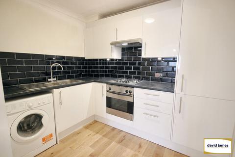 1 bedroom apartment to rent, Balmoral Court,  The Avenue, Beckenham