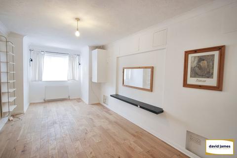 1 bedroom apartment to rent, Balmoral Court,  The Avenue, Beckenham