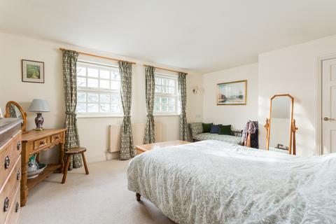 Benmore Lodge, 9a Carr Lane, Escrick, York, YO19 6JQ