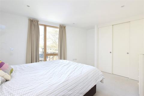 2 bedroom flat to rent, Wingate Square, London SW4