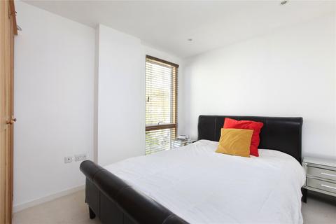 2 bedroom flat to rent, Wingate Square, London SW4