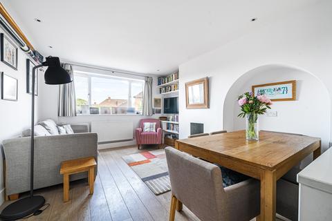 3 bedroom end of terrace house for sale, Gainsborough Road, Oxfordshire RG9