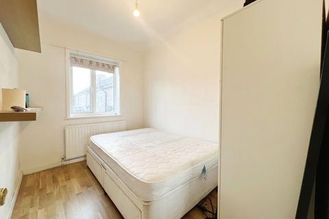 3 bedroom end of terrace house for sale, Brookehowse Road, London SE6