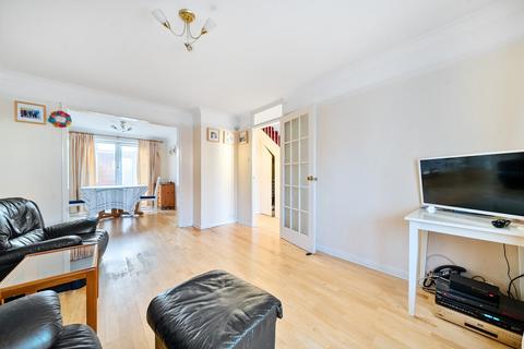 14 Crossways Road, Mitcham, CR4 1DQ