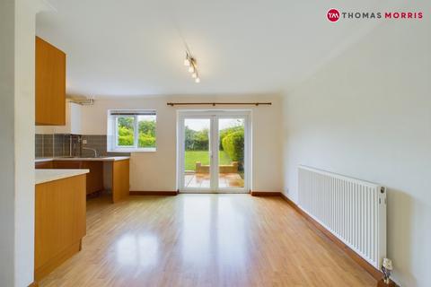 79 Bevan Close, Huntingdon, PE29 1TJ