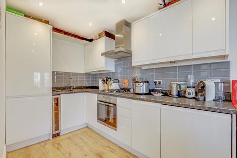 1 bedroom apartment to rent, Arterberry Road, London SW20