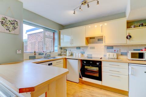 3 bedroom terraced house for sale, Birfield Road, High Wycombe HP10