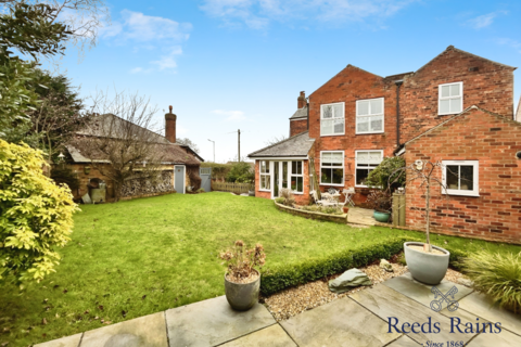 3 bedroom detached house for sale, Station Road, Hull HU12