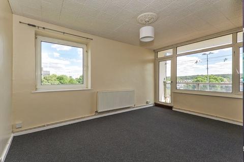 2 bedroom flat for sale, Panfield Road, London SE2