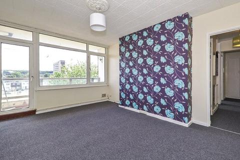 2 bedroom flat for sale, Panfield Road, London SE2