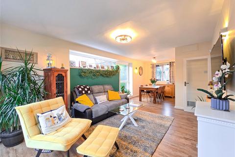 2 bedroom flat for sale, North Park, London SE9