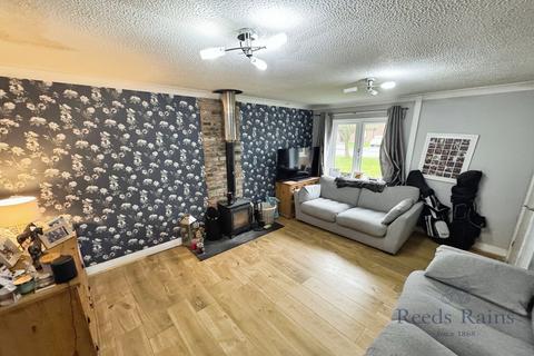 3 bedroom semi-detached house for sale, Vicarage Close, Selby YO8