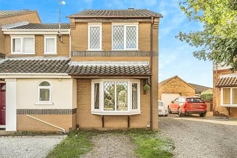 2 bedroom end of terrace house for sale, Ridgewell Close, Lincolnshire LN6