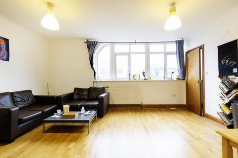 1 bedroom flat to rent, NW2