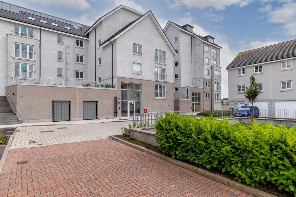 DEV001602 RCH6 Westburn Gardens Lennox 020924 034
