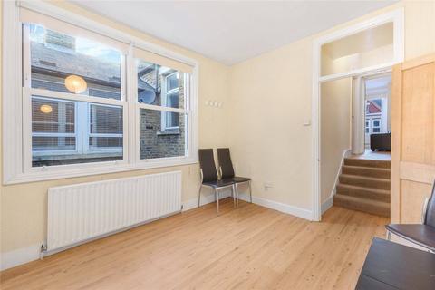 3 bedroom flat to rent, Yukon Road, Balham, London, SW12