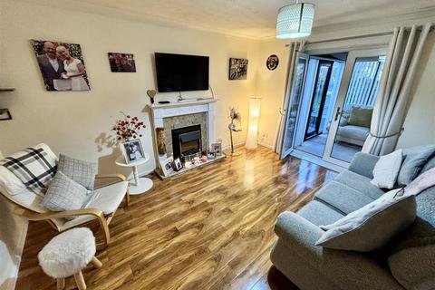4 Galfrid Close, Dalton Le Dale, Seaham, SR7 8LA