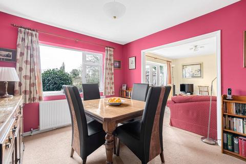 6 Bridge Road, Ickford, Aylesbury, HP18 9HX