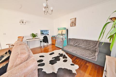 2 bedroom bungalow for sale, Luther Mews, Teddington TW11