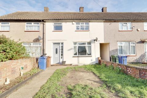 3 bedroom terraced house for sale, Cawdor Avenue, South Ockendon RM15