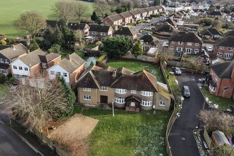 5 bedroom detached house for sale, Willow Close, Booker Common, High Wycombe, Buckinghamshire