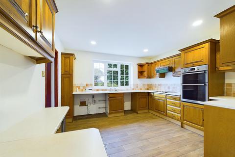 5 bedroom detached house for sale, Willow Close, Booker Common, High Wycombe, Buckinghamshire