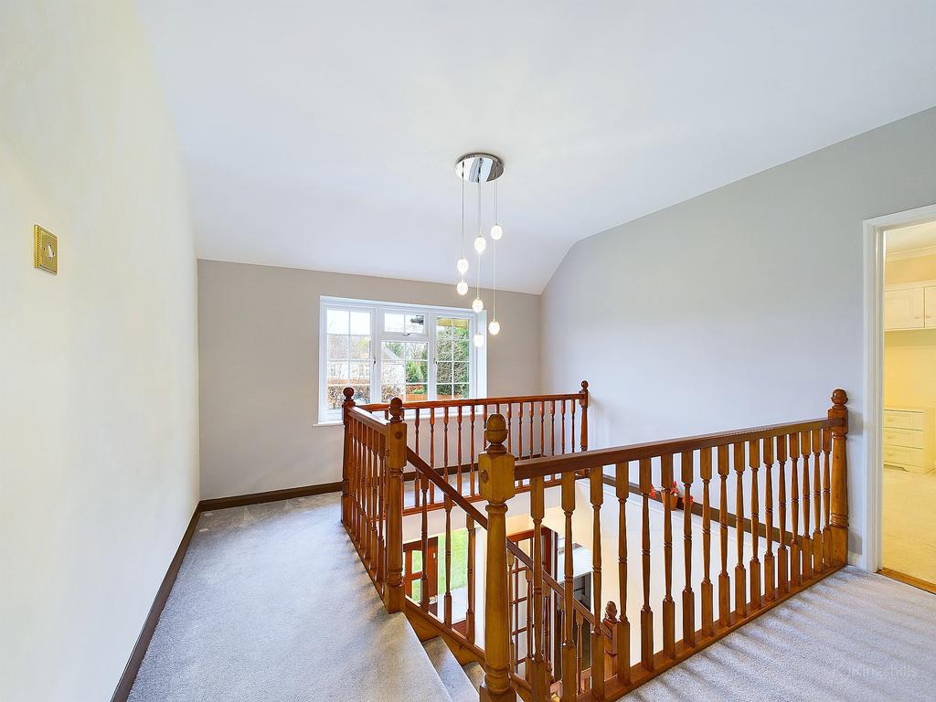 Cam02136 g0 pr0317 still011