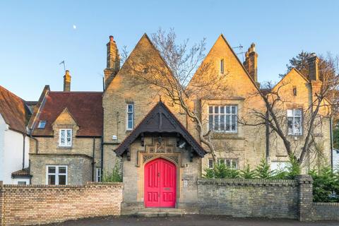 4 bedroom house for sale, Brooklands Road, Weybridge, KT13