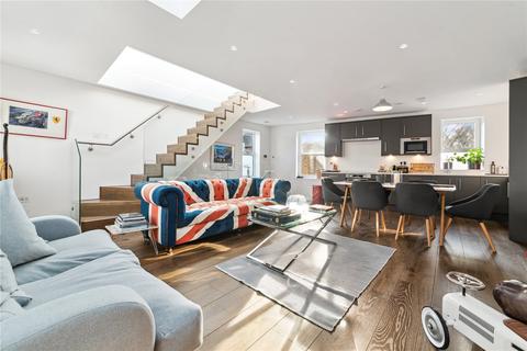 2 bedroom detached house for sale, Stanton Road, Barnes, London, SW13