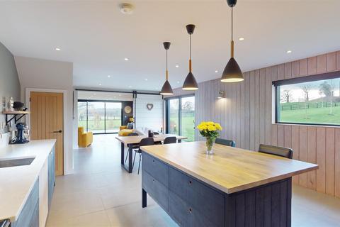 4 bedroom barn conversion for sale, Lee, Nr Ellesmere.