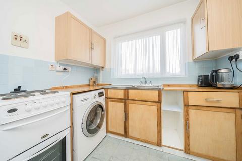 1 bedroom flat for sale, Fortis Green, London N2