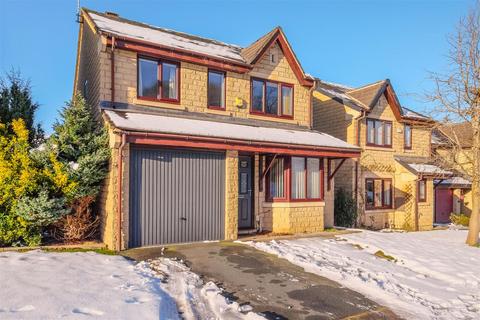 4 bedroom detached house for sale, Sugden Close, Brighouse