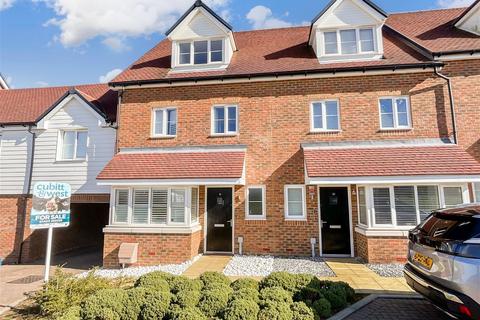 4 bedroom end of terrace house for sale, Crusades Road, Faygate, Horsham, West Sussex