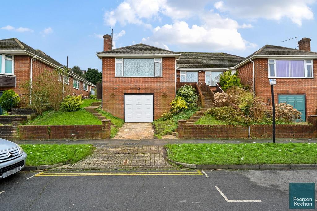 21-jevington-drive-bn2 (17).jpg