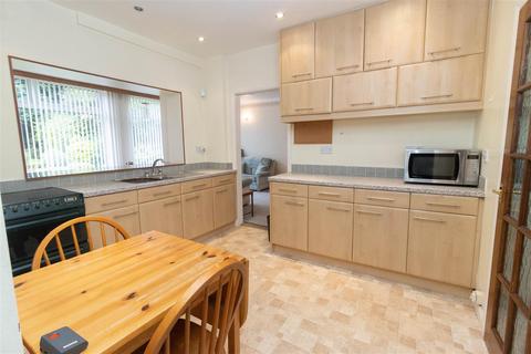 4 bedroom semi-detached house to rent, Kennersdene, Tynemouth, North Shields