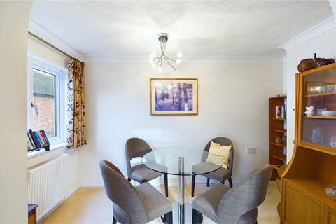 2 bedroom retirement property for sale, Broadway Road, Surrey GU18