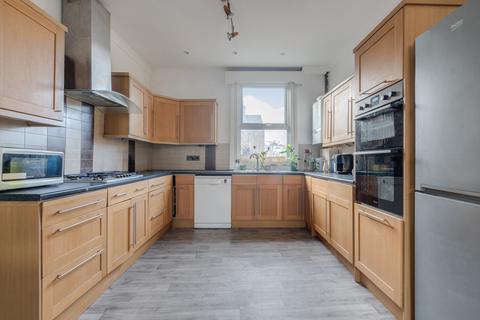 3 bedroom flat to rent, Lordship Lane, East Dulwich, SE22