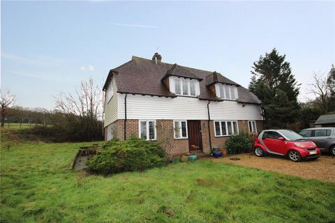 3 bedroom detached house to rent, Greybury Lane, Marsh Green, Edenbridge, Kent