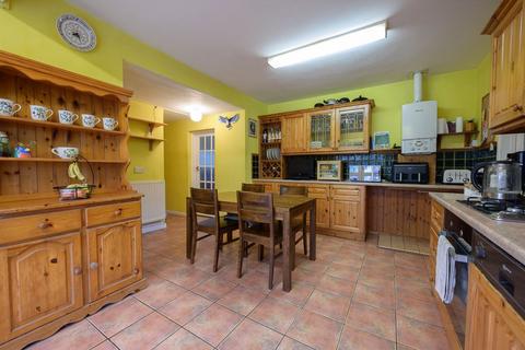 4 bedroom detached bungalow for sale, Cherry Lodge, Ross-on-Wye