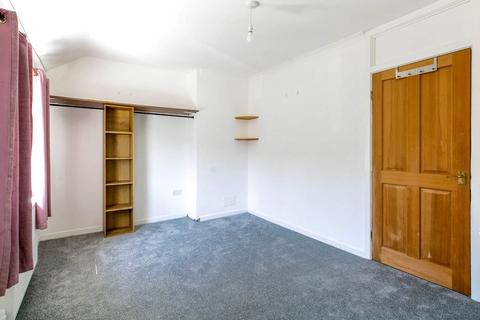 41 Martock Road, Bristol, BS3 5QN
