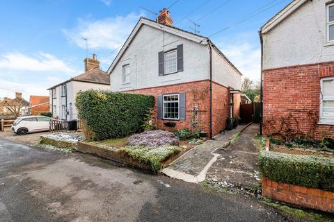 Bakers Lane, Lingfield RH7